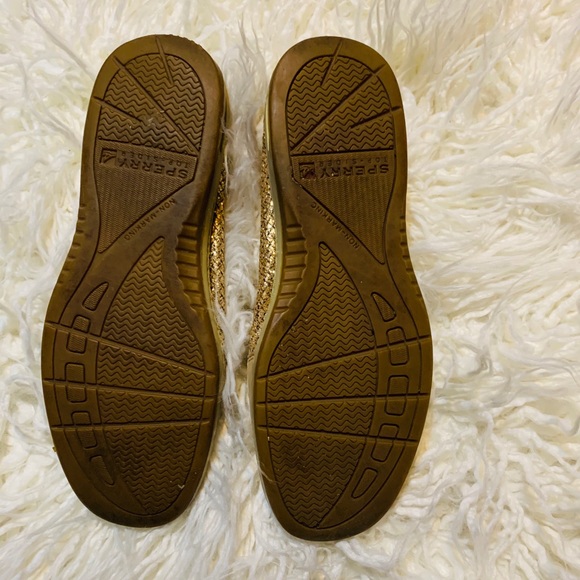 Women’s Sperrys - Picture 2 of 2